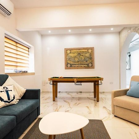 סיינט פול ביי Stunning Holiday Villa With A Heated Jacuzzi מראה חיצוני תמונה